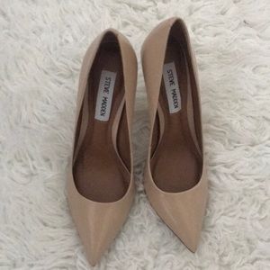 Steve Madden Tan Heels size 6